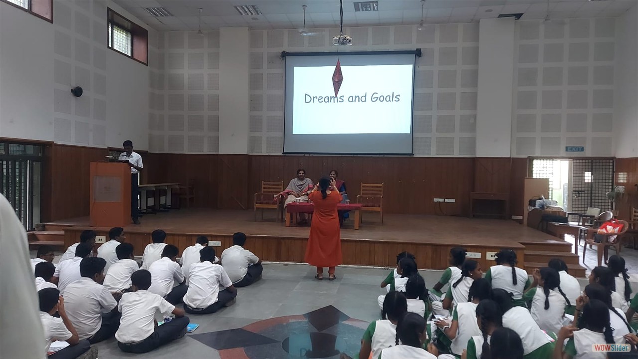 INTERACTIVE SUMMER SESSION (2)