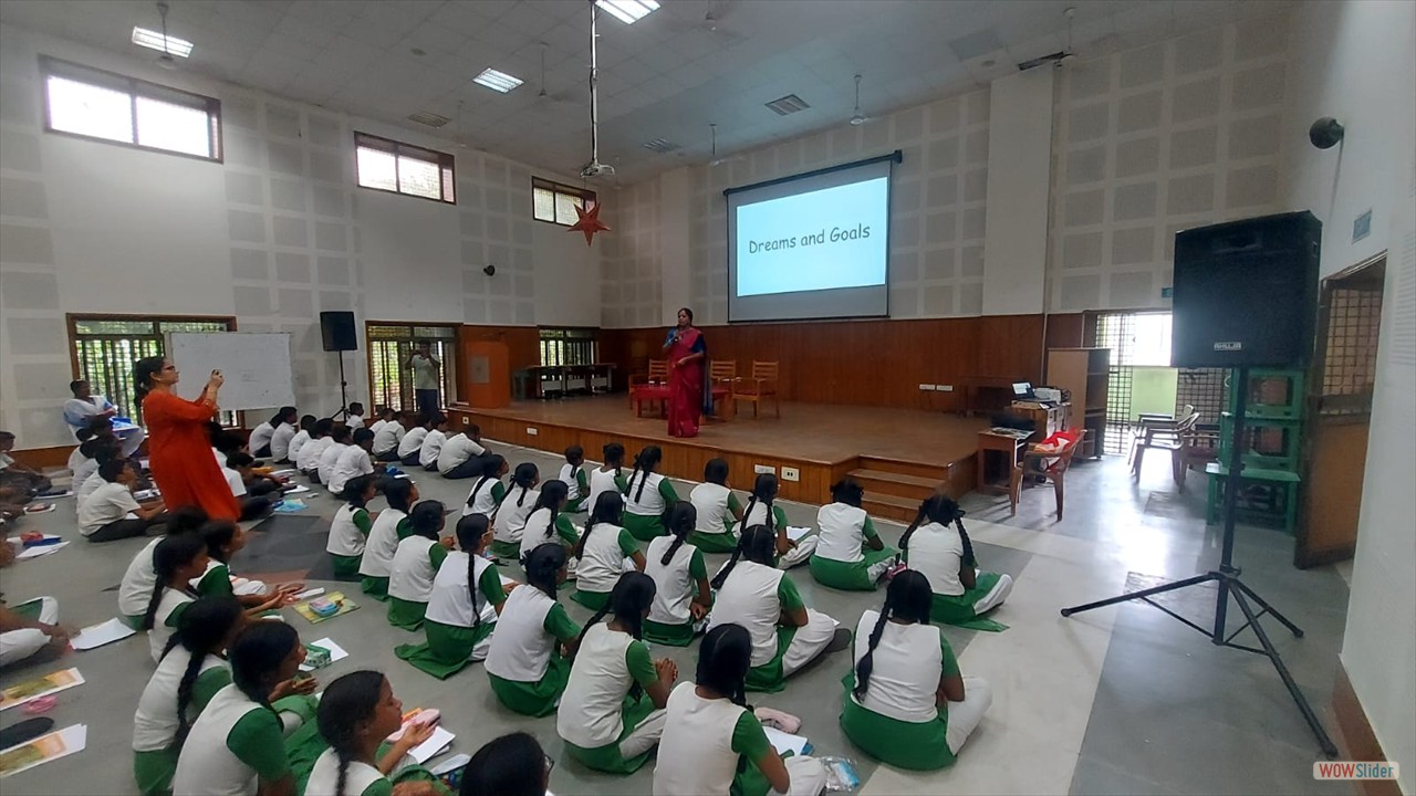 INTERACTIVE SUMMER SESSION (8)